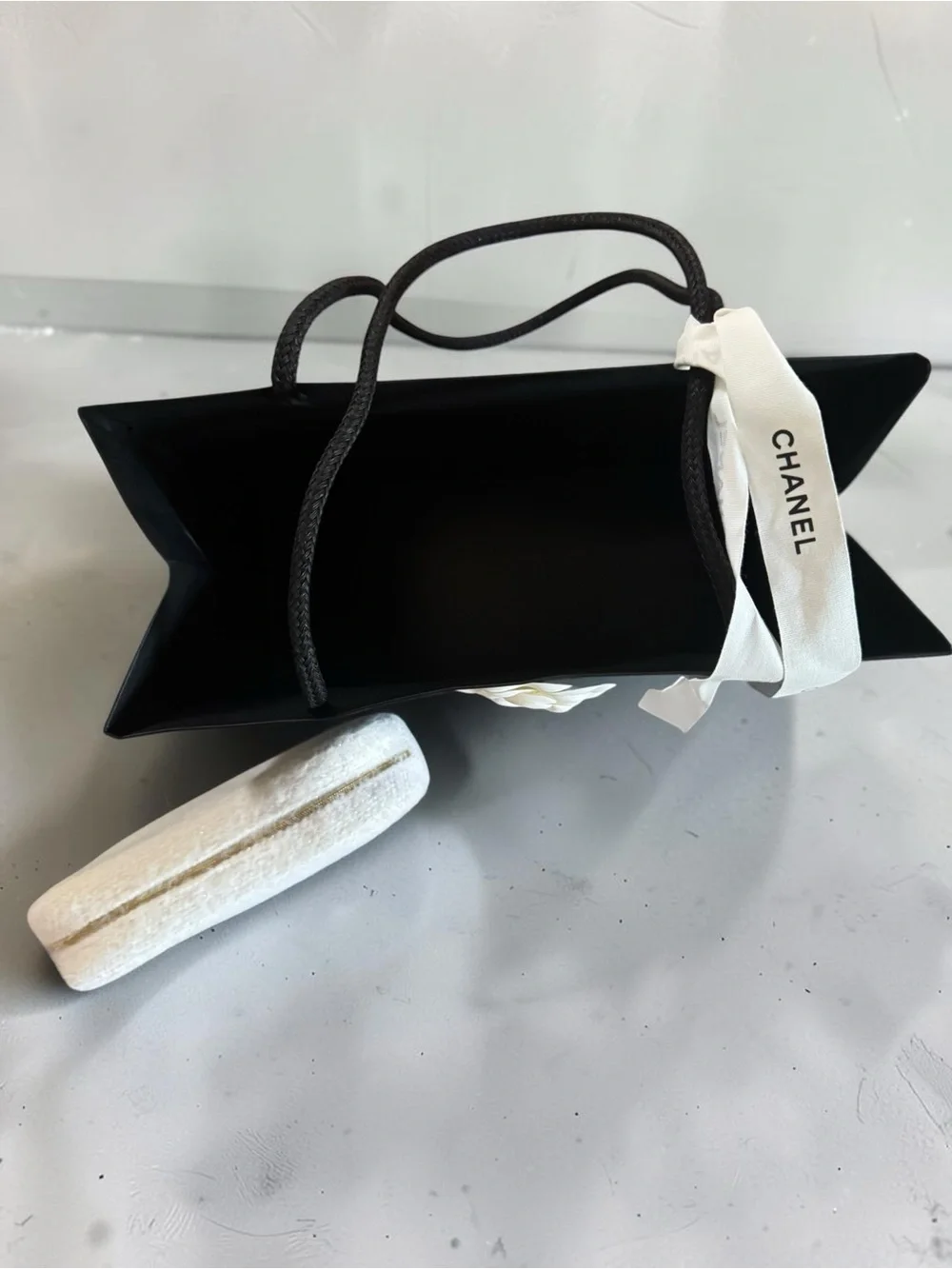 Authentic Chanel Beauté 2024 Limited Edition Holiday Pouch Bundle Set GWP VIP